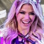 Alexa Bliss 5/13 WWE RAW QR কোড সম্পর্কে সূত্র পায়