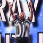 বুলি রে WWE Raw - The Wrestling Inc-এ সাম্প্রতিক NXT কল-আপে প্রতিক্রিয়া জানিয়েছেন।