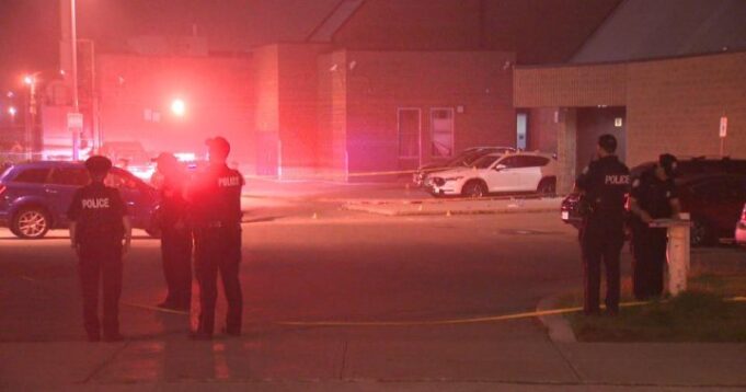 5 people seriously injured in shooting in northwest Toronto | Globalnews.ca


