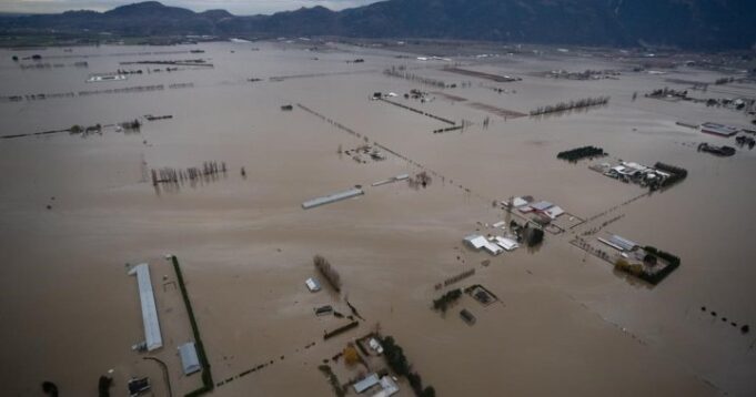 British Columbia mayor slams Ottawa after flood funding application rejected | Globalnews.ca

