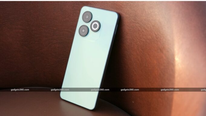 Infinix Smart 8 HD Review: As Basic as Android Go Smartphones Get