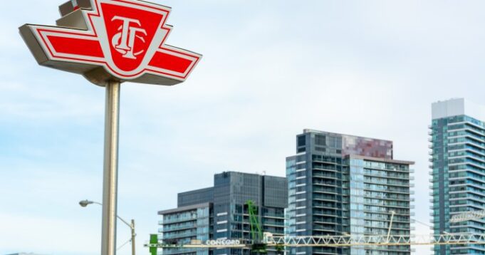 Metrolinx prepares 'contingency measures' if TTC strike continues - Toronto | Globalnews.ca

