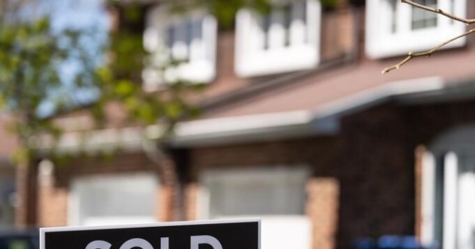 Okanagan real estate: Sales up from April to May - Okanagan | Globalnews.ca

