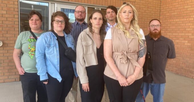 लीगेसी क्रिश्चियन एकेडमी का बचाव पक्ष 'अतैयार' महसूस हुआ, अदालत में सुनवाई, न्यायाधीश ने सुनवाई स्थगित की - सास्काटून | ग्लोबलन्यूज.सीए

