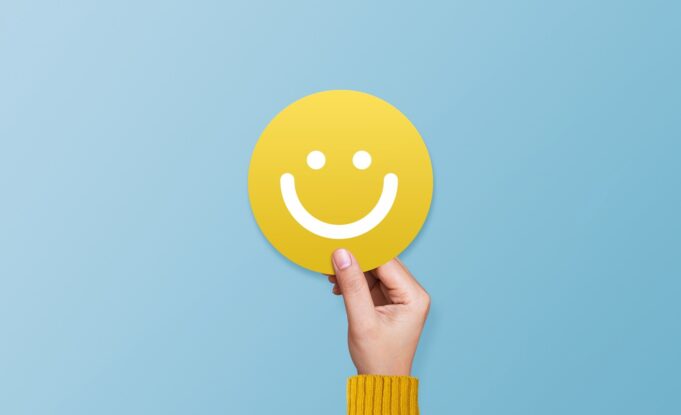 Study: Tactile emoticons: Conveying social emotions and intentions with manual and robotic tactile feedback during social media communications. Image Credit: Sichon/Shutterstock.com