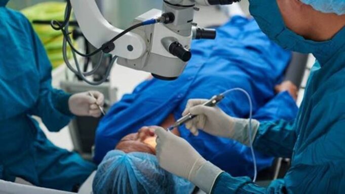 Bengal cataract surgeries, eye infections, Bengal govt special camp, Bengal Health Dept probes, cataract surgeries probe, Metiabruz Super Speciality Hospital, cataract surgeries news, Indian express news