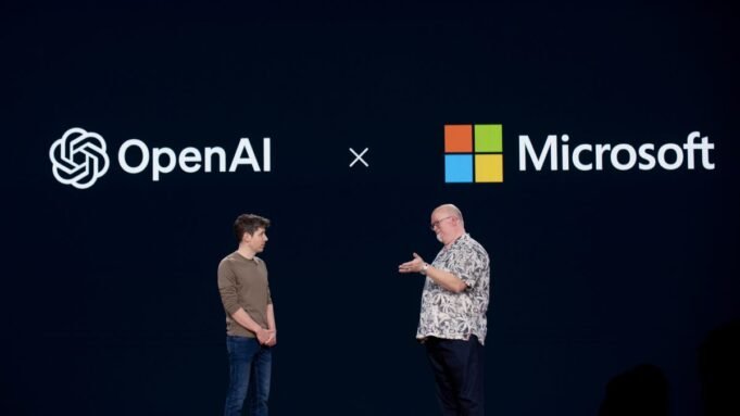 OpenAI এবং Microsoft - অংশীদার, প্রতিযোগী, নাকি উভয়?

